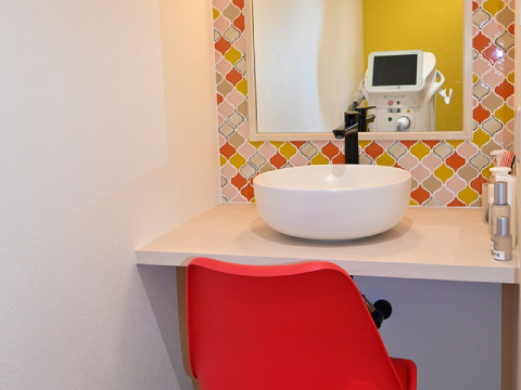 パウダールーム